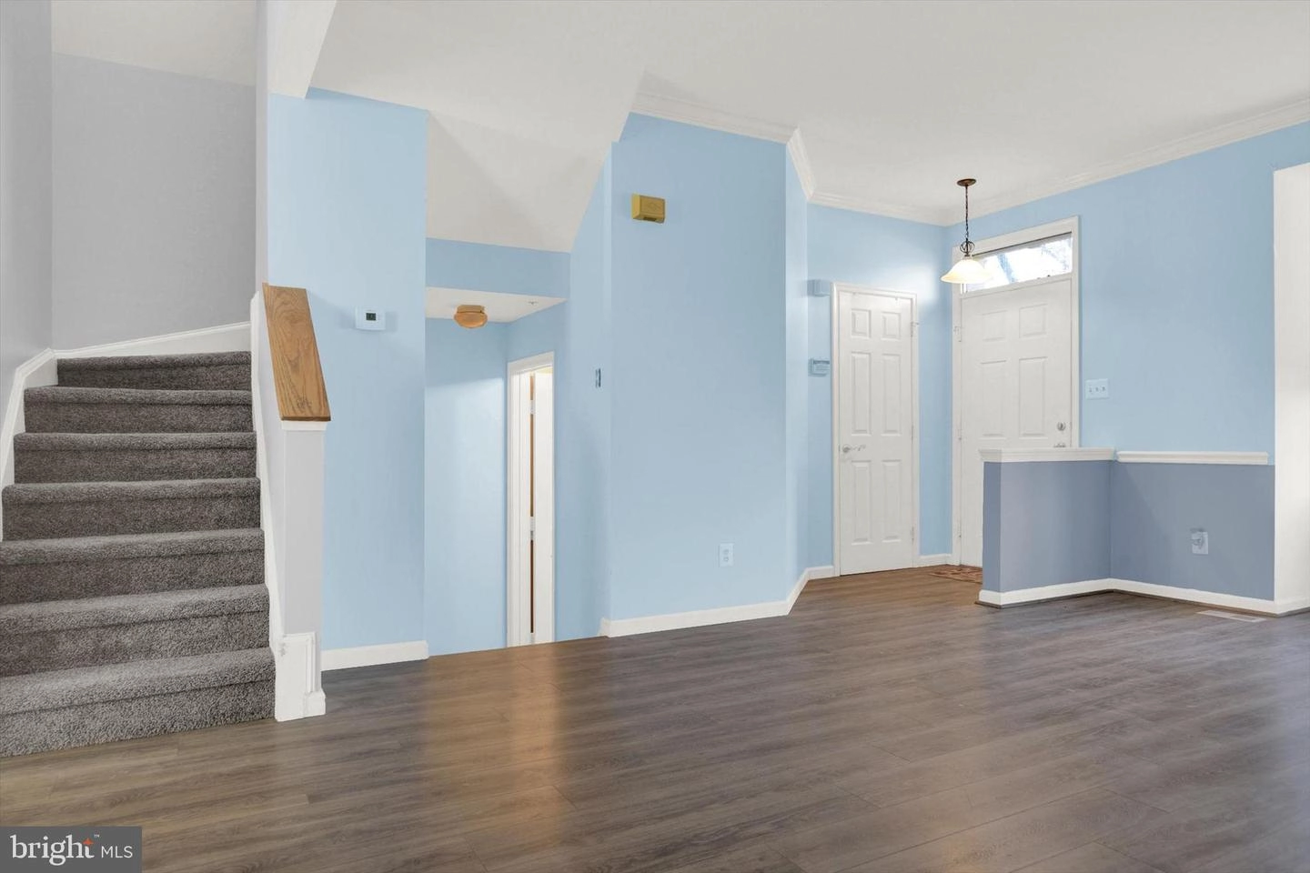 Living - 332 Red Haven Ct, Joppa, MD 21085 photo 2 of 5