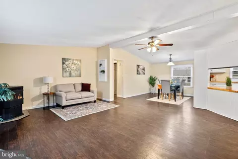 4013 Timothy Dr, Abingdon, MD 21009 photo 2