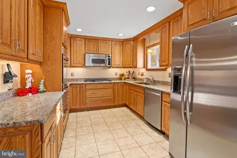 402 Streamside Dr, Fallston, MD 21047 photo 19