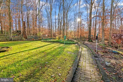 402 Streamside Dr, Fallston, MD 21047 photo 12