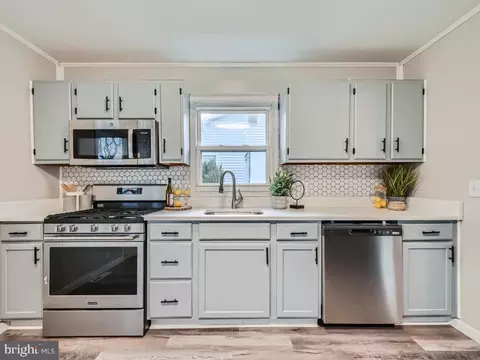 613 Walker St, Aberdeen, MD 21001 photo 4