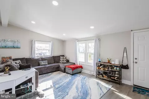 4044 Timothy Dr, Abingdon, MD 21009 photo 4