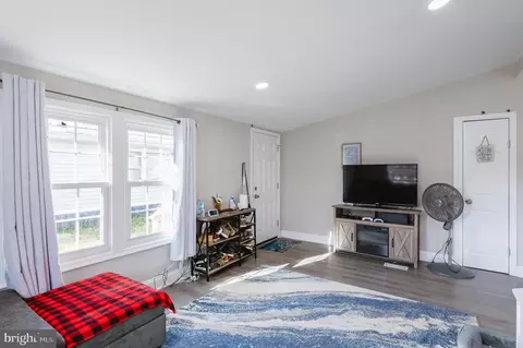 4044 Timothy Dr, Abingdon, MD 21009 photo 5