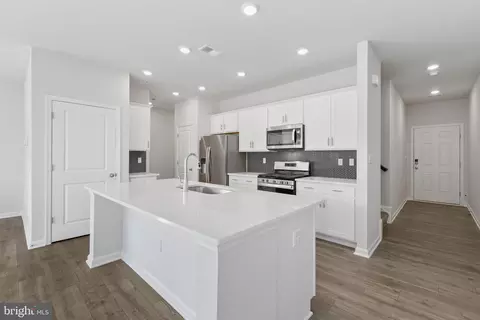 731 Pickerel Pl, Joppa, MD 21085 photo 4