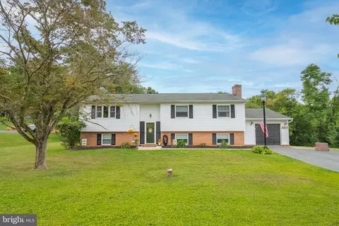 3037 Bellechasse Rd, Fallston, MD 21047 photo 2