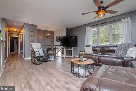 3037 Bellechasse Rd, Fallston, MD 21047 photo 9