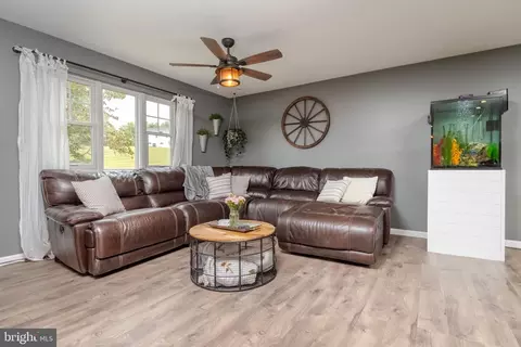 3037 Bellechasse Rd, Fallston, MD 21047 photo 6