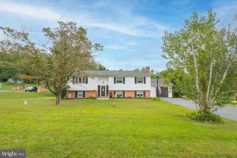 3037 Bellechasse Rd, Fallston, MD 21047