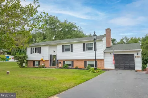 3037 Bellechasse Rd, Fallston, MD 21047 photo 3
