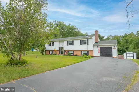 3037 Bellechasse Rd, Fallston, MD 21047 photo 4