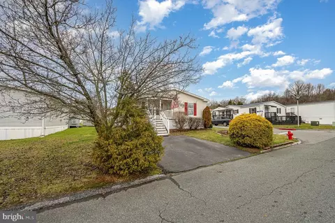 1902 Chipper Dr, Edgewood, MD 21040 photo 3