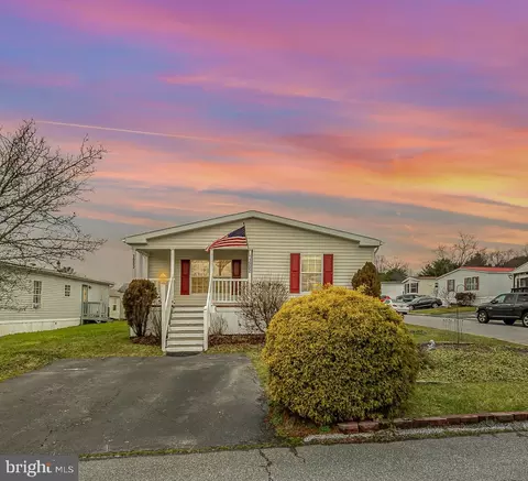 1902 Chipper Dr, Edgewood, MD 21040