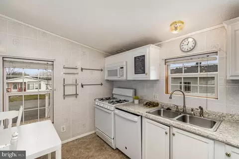 1902 Chipper Dr, Edgewood, MD 21040 photo 12