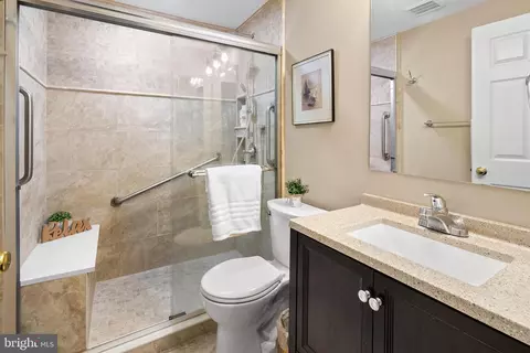 207 Oak Leaf Cir #207-E, Abingdon, MD 21009 photo 11