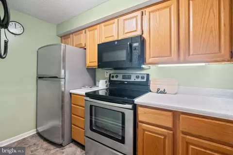 207 Oak Leaf Cir #207-E, Abingdon, MD 21009 photo 6