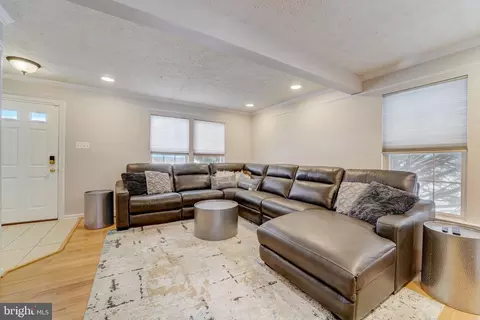 586 Macintosh Cir, Joppa, MD 21085 photo 5
