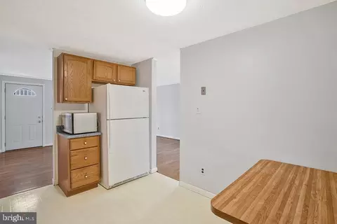 Kitchen - 523 Anchor Dr, Joppa, MD 21085 photo 2 of 3