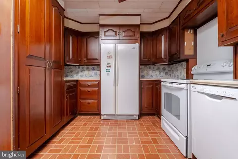 Kitchen - 202 Frazier Ct, Joppa, MD 21085 photo 3 of 4