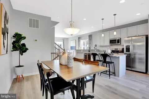 Dining - 375 Hackley Dr, Joppa, MD 21085 photo 2 of 4