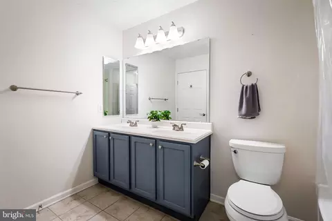 Bath - 579 Macintosh Cir, Joppa, MD 21085 photo 2 of 3