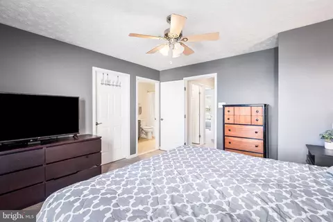 Bedroom - 579 Macintosh Cir, Joppa, MD 21085 photo 3 of 9