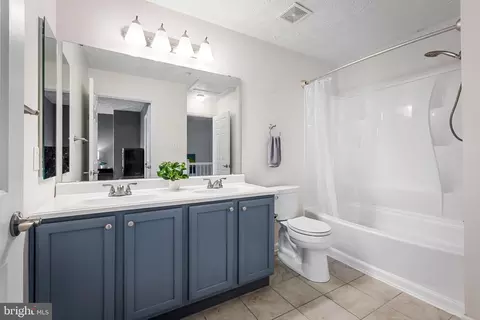 Bath - 579 Macintosh Cir, Joppa, MD 21085 photo 3 of 3