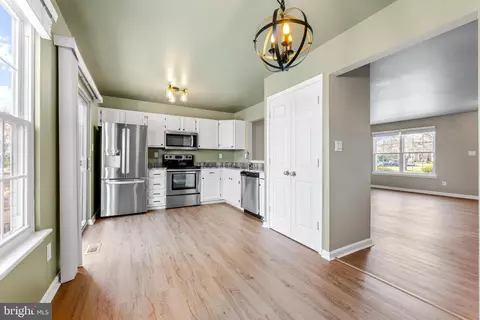 Kitchen - 3329 Cheverly Ct, Abingdon, MD 21009 photo 1 of 6