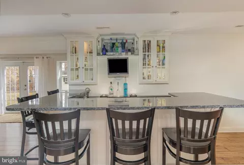 Kitchen - 502 Cainwood Ct, Fallston, MD 21047 photo 5 of 7