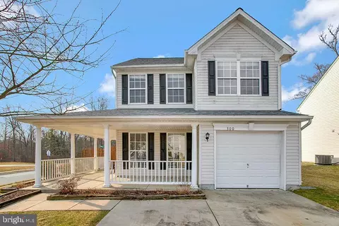 300 Canoe Ln, Edgewood, MD 21040