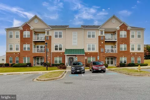 301 Lothian Way #201, Abingdon, MD 21009