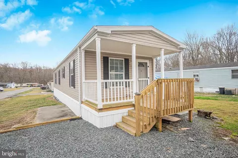 606 Dogwood Dr, Edgewood, MD 21040
