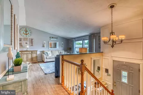 Entry Way - 106 Beacon Point Ct, Joppa, MD 21085 photo 1 of 1