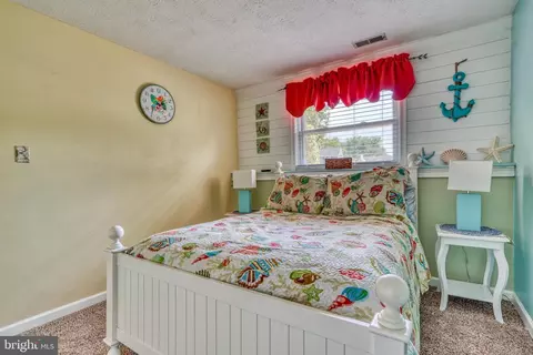 Bedroom - 106 Beacon Point Ct, Joppa, MD 21085 photo 6 of 6