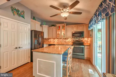 Kitchen - 106 Beacon Point Ct, Joppa, MD 21085 photo 1 of 5