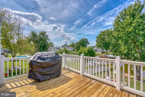 Exterior - 106 Beacon Point Ct, Joppa, MD 21085 photo 6 of 19