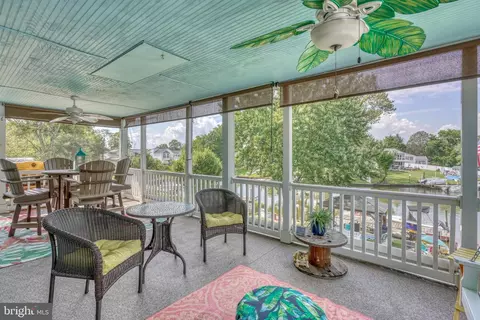 Exterior - 106 Beacon Point Ct, Joppa, MD 21085 photo 10 of 19