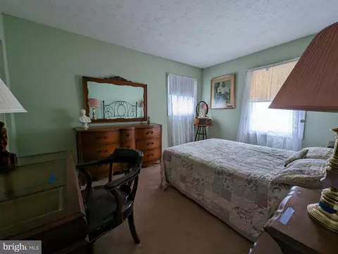 Bedroom - 324 Clyde Ct, Abingdon, MD 21009 photo 5 of 6