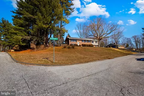 Exterior - 2011 Hillcroft Dr, Forest Hill, MD 21050 photo 4 of 16