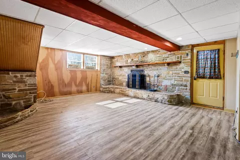 Living - 2011 Hillcroft Dr, Forest Hill, MD 21050 photo 2 of 3