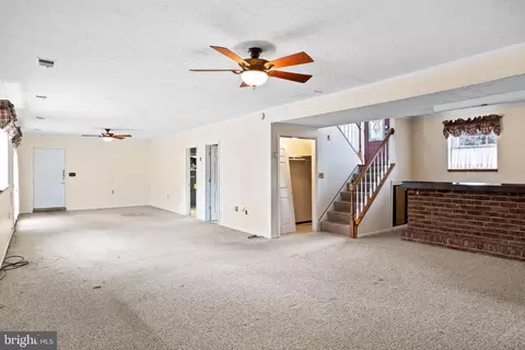 Living - 2507 Claret Dr, Fallston, MD 21047 photo 5 of 6