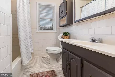 Bath - 2107 Old Joppa Rd, Joppa, MD 21085 photo 2 of 3
