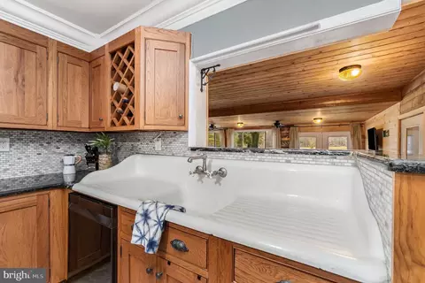 Kitchen - 2107 Old Joppa Rd, Joppa, MD 21085 photo 4 of 6
