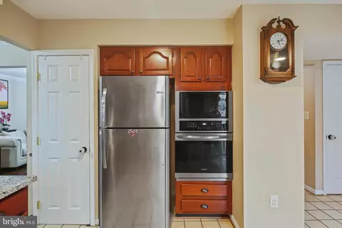 Kitchen - 1405 Emily Ct E, Abingdon, MD 21009 photo 3 of 4