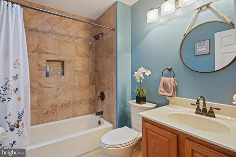 Bath - 1405 Emily Ct E, Abingdon, MD 21009 photo 4 of 4