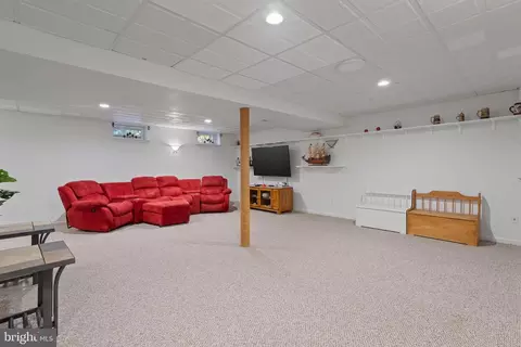 Living - 424 Spry Island Rd, Joppa, MD 21085 photo 4 of 5
