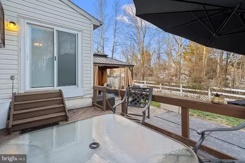 Exterior - 424 Spry Island Rd, Joppa, MD 21085 photo 5 of 6