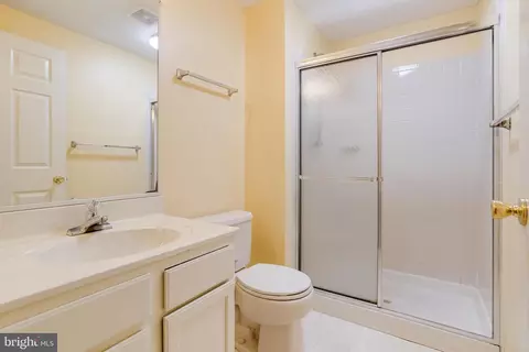 Bath - 345 Enfield Rd, Joppa, MD 21085 photo 6 of 7