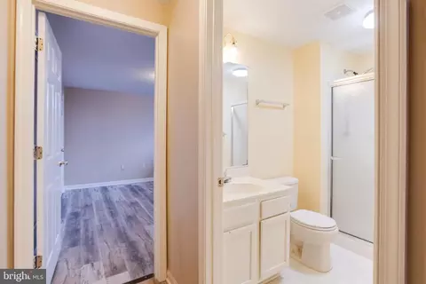 Bath - 345 Enfield Rd, Joppa, MD 21085 photo 7 of 7