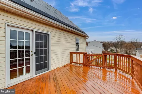 Exterior - 345 Enfield Rd, Joppa, MD 21085 photo 4 of 8