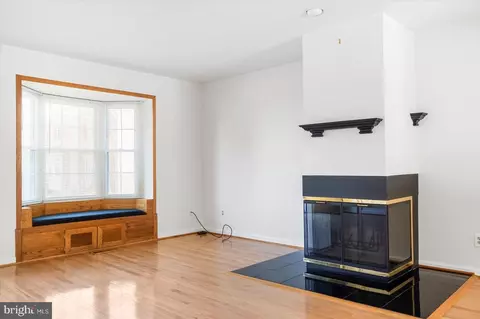 Living - 1464 Primrose Pl, Belcamp, MD 21017 photo 2 of 4